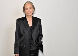 Kristin Scott Thomas proves why you should wear a red lip with grey hair