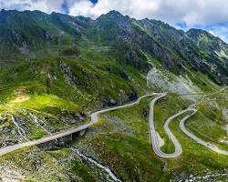 Imagine cu Transfăgărășan Romania