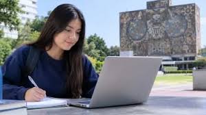 Listado oficial de becas de bachillerato en la UNAM: Requisitos y documentos