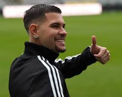 Arsenal agree £75m fee with Newcastle for Bruno Guimarães as clubs reach compromise