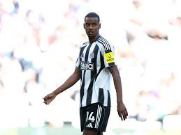 Alexander Isak: Newcastle's Rising Star Amid Transfer Rumors & Legacy