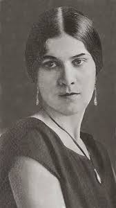 Olga Milanoff, Circa 1924. Olga (Olgivanna) Ivanovna Milanoff, Circa 1924. Turned to the her right, facing forward looking to her left. - OlgivannaMilanoffCirca1924-2