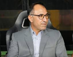 مدیرعامل باشگاه فجرشهید سپاسی از کادر فنی این تیم حمایت کرد