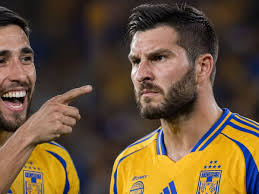 Fernando Gorriarán arruinó el homenaje de la afición de Tigres a Gignac en el Volcán