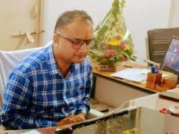 यूपी बोर्ड के 69 हजार छात्रों के अंक पत्र पहुंचे: 300 कॉलेजों में वितरण के लिए 4 कर्मचारियों को 7 दिन का समय