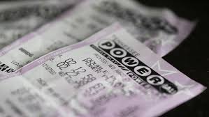 Powerball jackpot climbs to $905 million ahead of Monday drawing