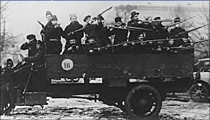Resultado de imagen de la Revolución de 1917 en san Petersburgo
