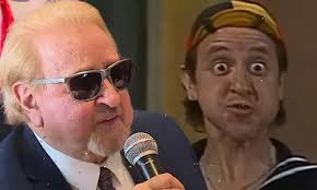 ¡Quico Asustado! Carlos Villagrán Confunde Fan con Chespirito