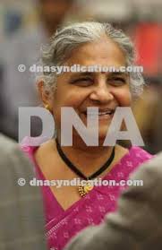 Author Sudha Murthy during release of Author Chidananda Gowda book &#39;Baduku, Belaku, Chutuku&#39; at reliance Time Out in Bangalore on Sunday, March 20, 2011. - 20c11ASKBLR025