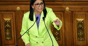 "Chega de ordens de Washington", diz presidente interina da Venezuela