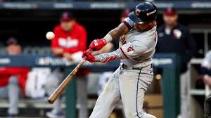 Jose Ramirez's 2-RBI triple blows it open for the Guardians