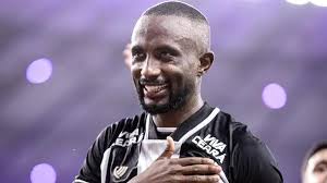 Dieguinho deixa Ceará e acerta transferência para o futebol japonês
