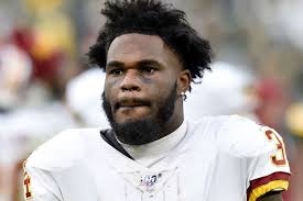 Imprisoned NFL Running Back Gets Early Release to Be by 8-Year-Old Daughter’s Side as She Dies