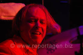 repORTAGen.biz - Bodo Schopf mit der Band The Voodoo Childs im Stuttgarter Jazzclub BIX - konz_bodo_schopf_09