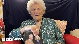 BBC - News update