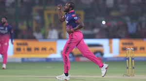 RR vs DC Live Score, IPL 2026: Starc comes back to hurt RR at death