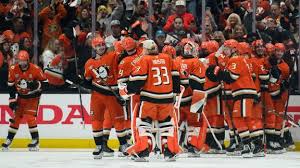 Oilers Face Playoff Deficit Against Youthful Ducks in Game 4