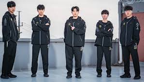 LCK Playoffs Race Heats Up! FearX Secures Spot, DK & NS Fight for Survival