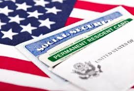 Estrangeiros terão que voltar a países de origem para pedir green card nos EUA
