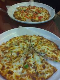 نتیجه تصویری برای پیتزای سالامی تند