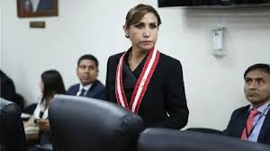 Patricia Benavides: Restitución genera controversia y acciones legales - Imagen ilustrativa del artículo