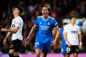 Managing Madrid Podcast | Madrid Mornings: Carreras saves the day (@Valencia, 0-2)