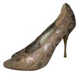 Résultat de recherche d'images pour "house of dereon gold"