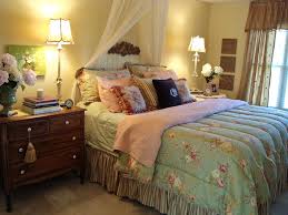Résultat de recherche d'images pour "diy rooms"
