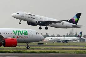 Volaris y Viva Aerobus se fusionan para crear grupo de vuelos de bajo costo