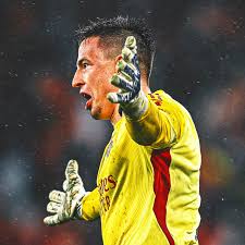 GOALIE GOAL! Benfica Keeper Secures Club's Spot In Champions League Knockout Phase