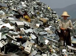 Resultado de imagen para a que paises llega la basura electronica