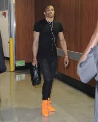 Résultat de recherche d'images pour "Russell Westbrook outfit"