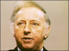 The magistrate branded Arthur Scargill a &#39;very poor example&#39; - _38664455_scargill238