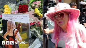 BBC at Dolly Parton's Hollywood star as fans pay tribute