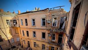Attack on Odesa: 13 people injured, residential and port infrastructure damaged, merchant ship hit