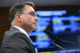 Escolhidos do PL para chapa na eleição do Rio são convocados para reunião com Flávio