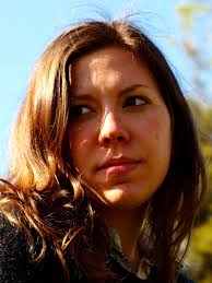 Laura de la Parra Fernández es graduada en Estudios Ingleses por la Universidad Complutense de Madrid. Actualmente cursa el máster en Escritura Creativa de ... - LauraDeLaParra
