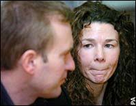 Lisa Weale and Jason Smith are considering suing the hospital - news-graphics-2006-_614158a