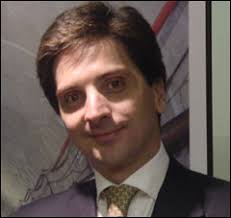 Fernando Luis Santos Reis, General Director in Ecuador of the Brazilian constructor Norberto Oderbrech, ... - cr32