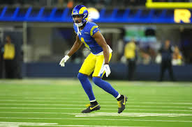 Top Rams cornerback ruled out after early injury vs. Panthers