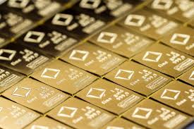 Gold Price Outlook – Gold Continues to Look Favored by Investors