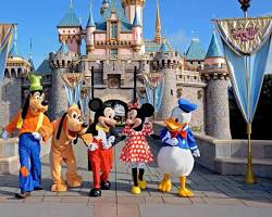 Gambar Disneyland Los Angeles