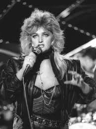 Cantora Bonnie Tyler, do hit Total Eclipse of the Heart, morre aos 75 anos