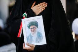 نماز شب اول قبر چگونه خوانده می‌شود؟ زمان اقامه نماز رهبر شهید