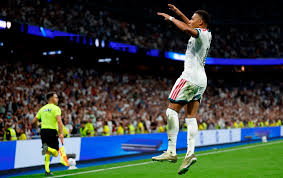 Real Madrid golea al Rayo Vallecano con doblete del francés Kylian Mbappé
