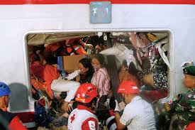 Rescuers recover last victims from Indonesia train wreck that killed 15 and injured dozens