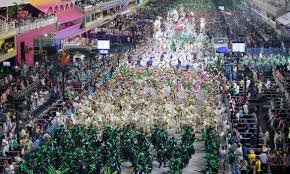 Série Ouro: Escolas "jovens" disputam título com medalhões do carnaval