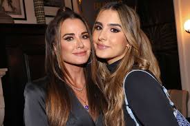 Kyle Richards' Daughter Sophia Umansky Reveals Hair Loss After Weight-Loss Drug Use