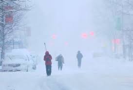 Nova tempestade de inverno severa fecha escolas e cancela mais de 10 mil voos nos EUA