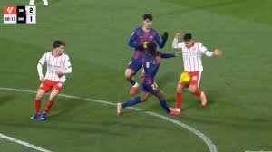 El CTA analiza la polémica en la jugada de Echeverri sobre Koundé en el partido Barcelona-Girona
